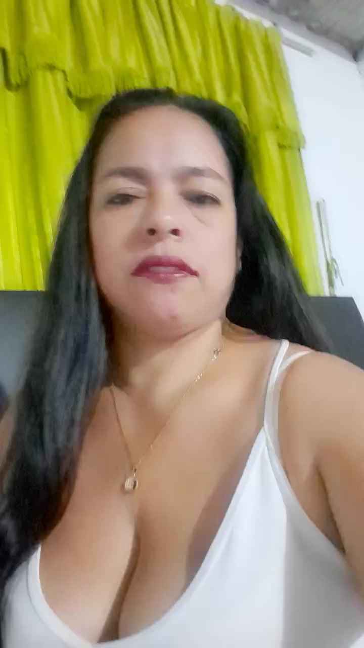 flirt-with-singles-for-free