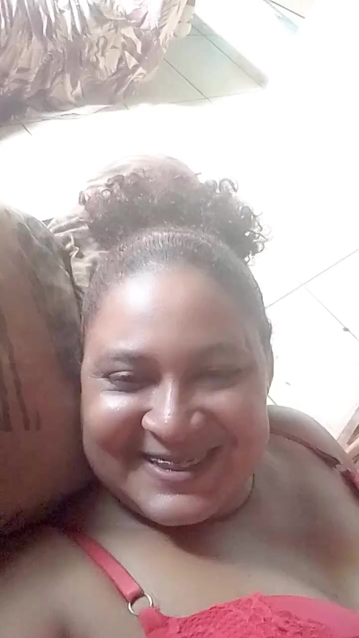 start-online-dating-conversations