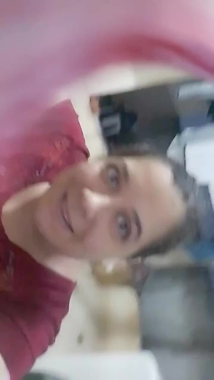 flirt-with-singles-for-free