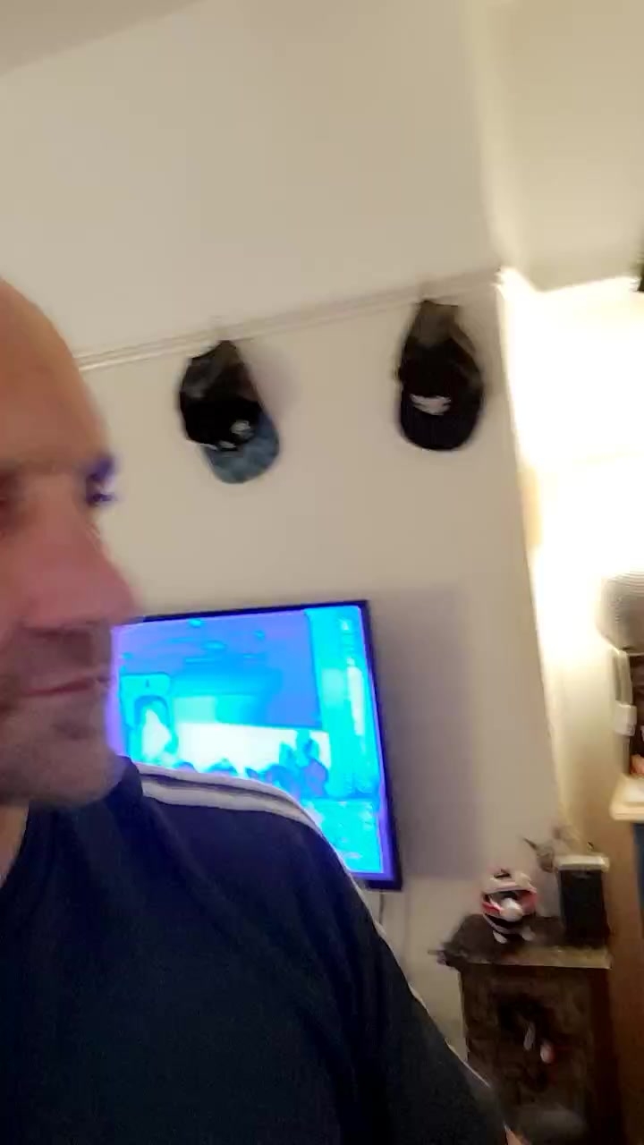 chat-with-guys-online