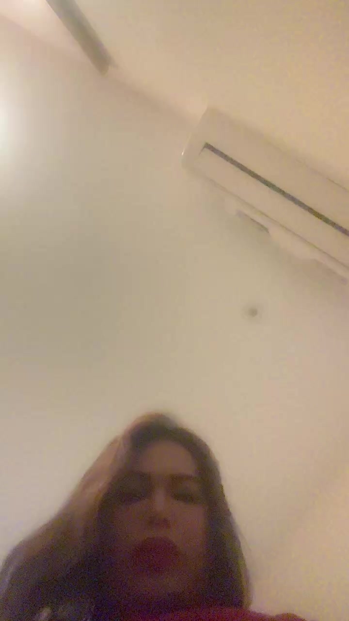 flirt-with-single-women