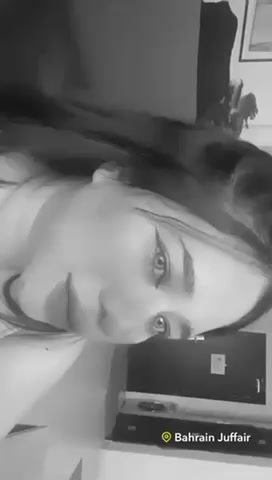 flirt-with-single-girls-online