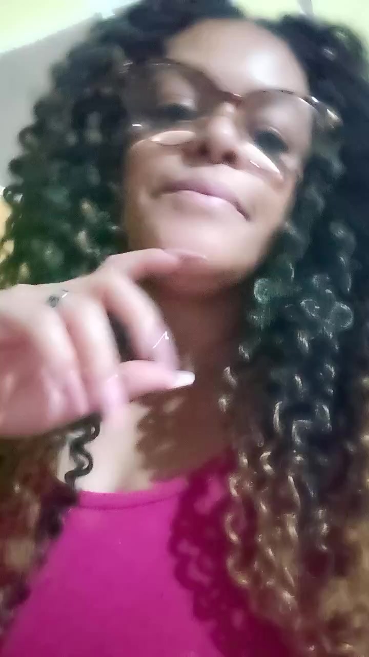 chat-with-girls-nearby