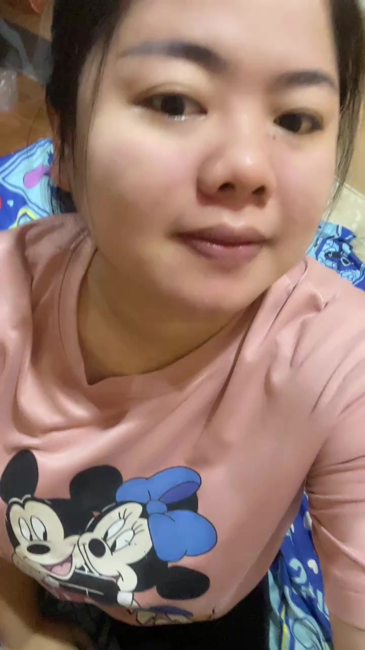 chat-with-single-girls