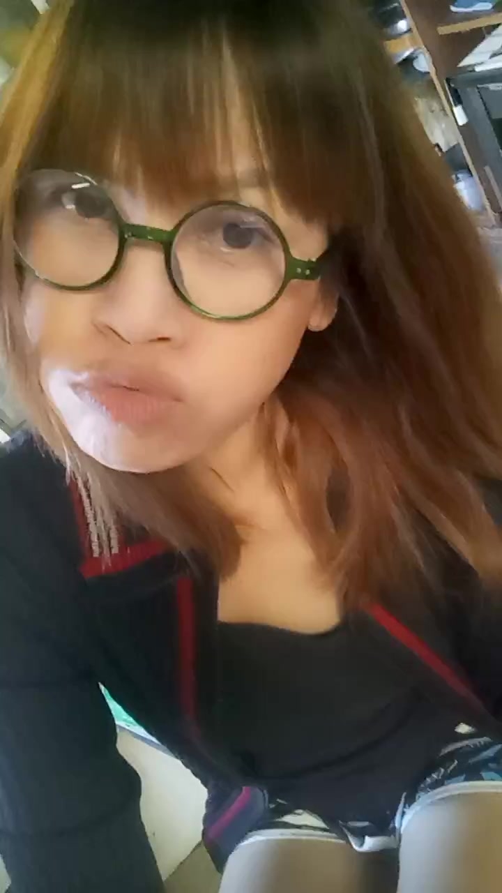 chat-with-girls-in-your-area