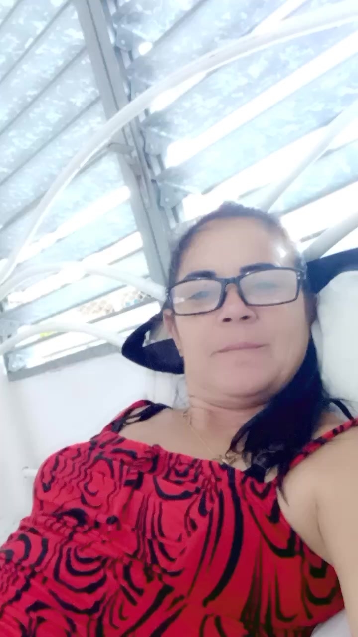 flirt-with-single-guys-online