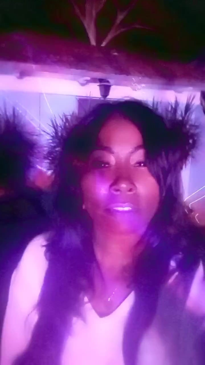 flirt-with-single-guys-online