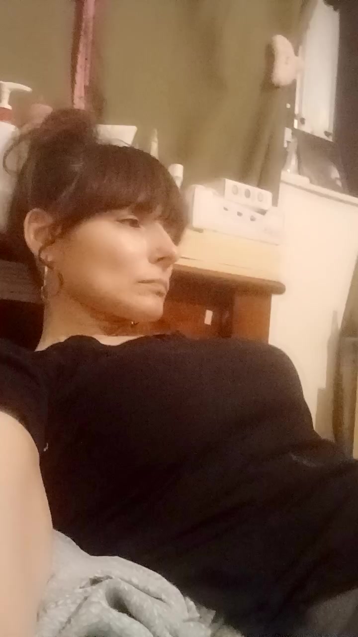 chat-with-single-girls