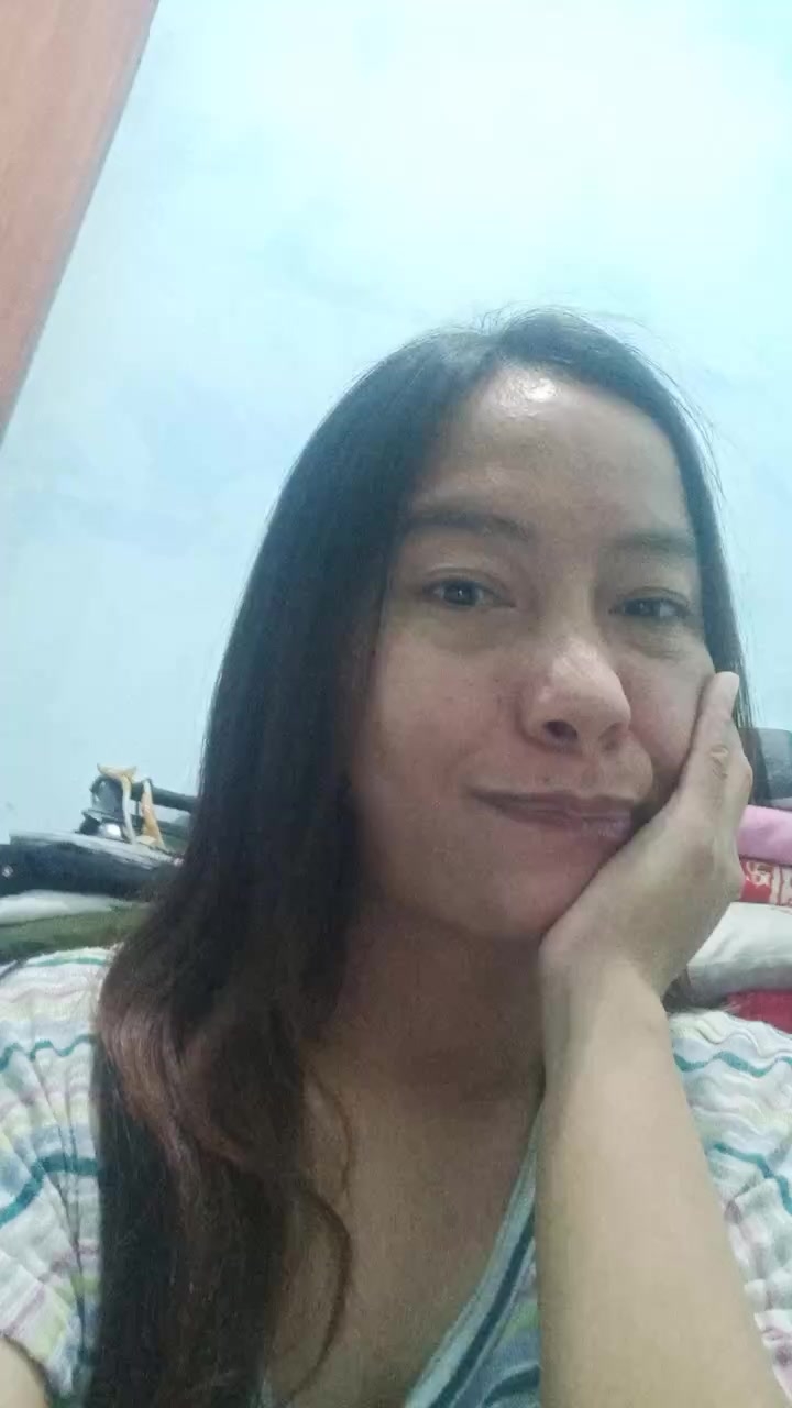 flirt-with-single-women-online