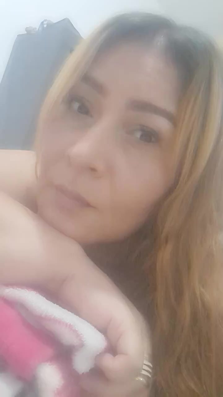 flirt-with-singles-online