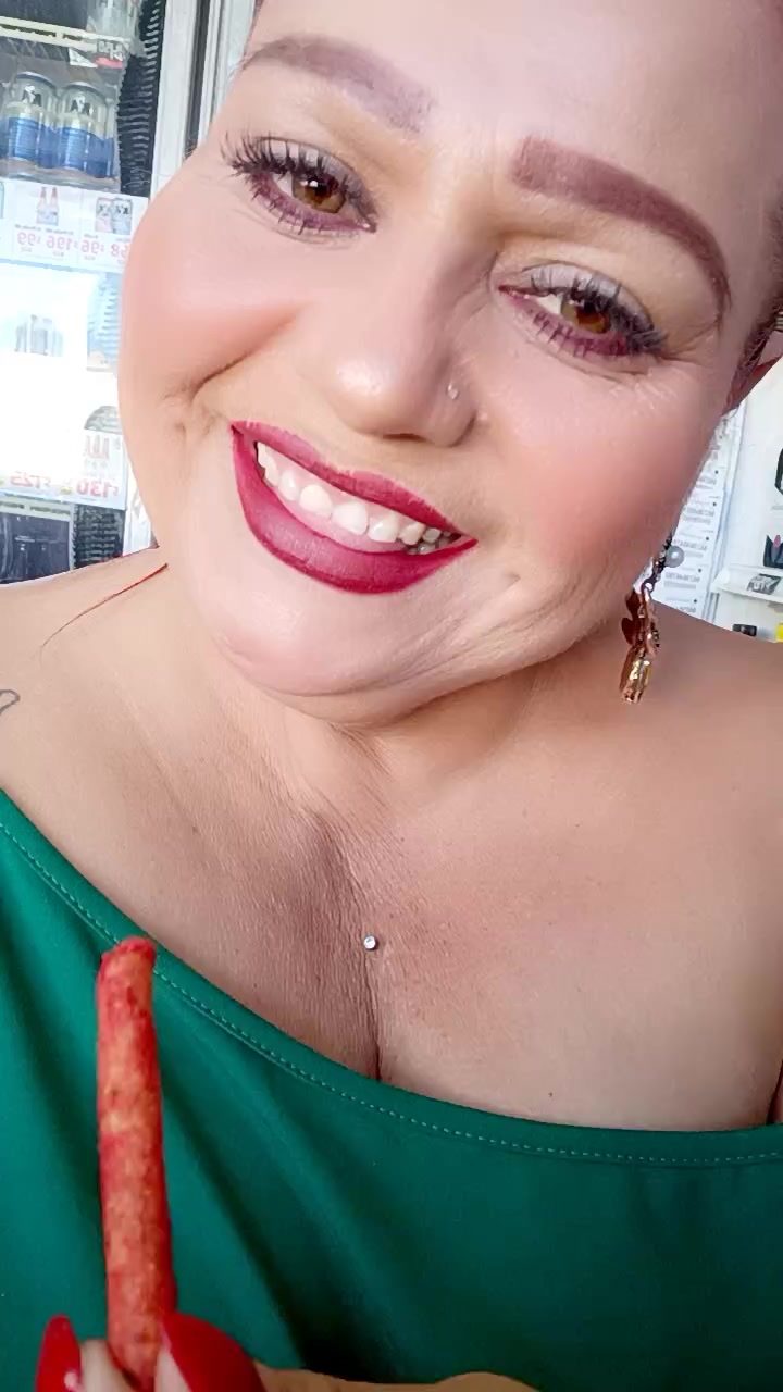 chat-with-single-girls