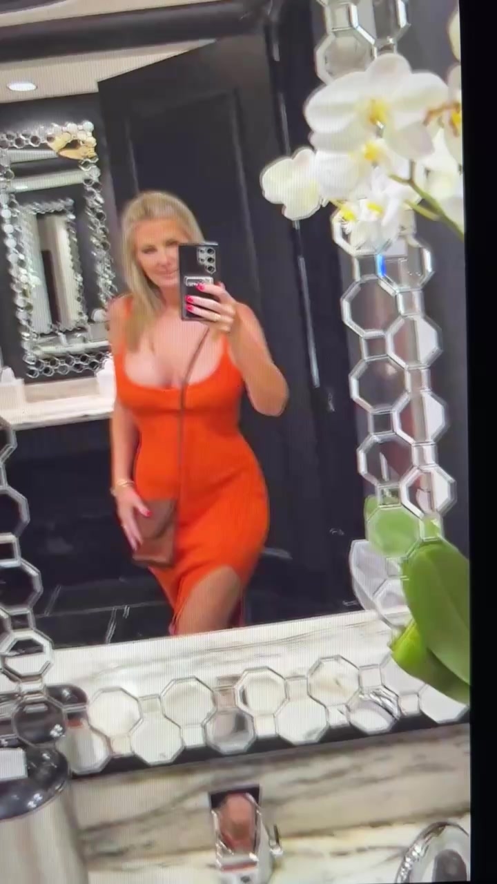 chat-with-girls-near-you