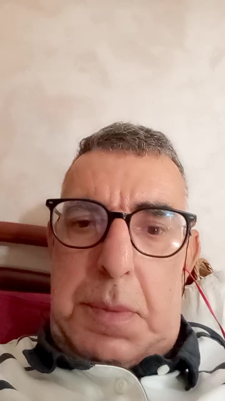 start-online-dating-conversations