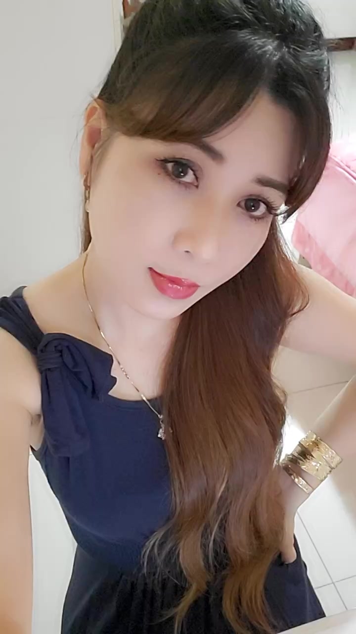 find-a-girlfriend-online