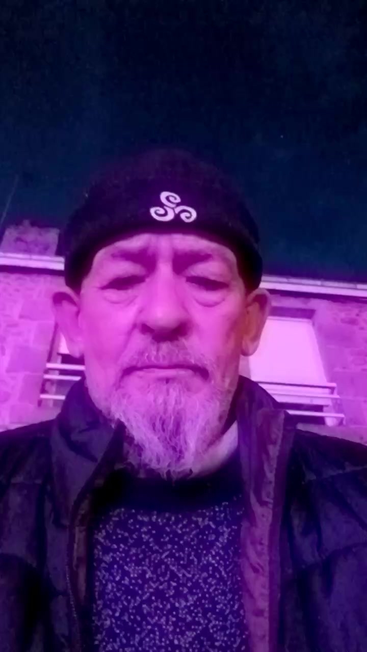 chat-with-guys-in-your-area