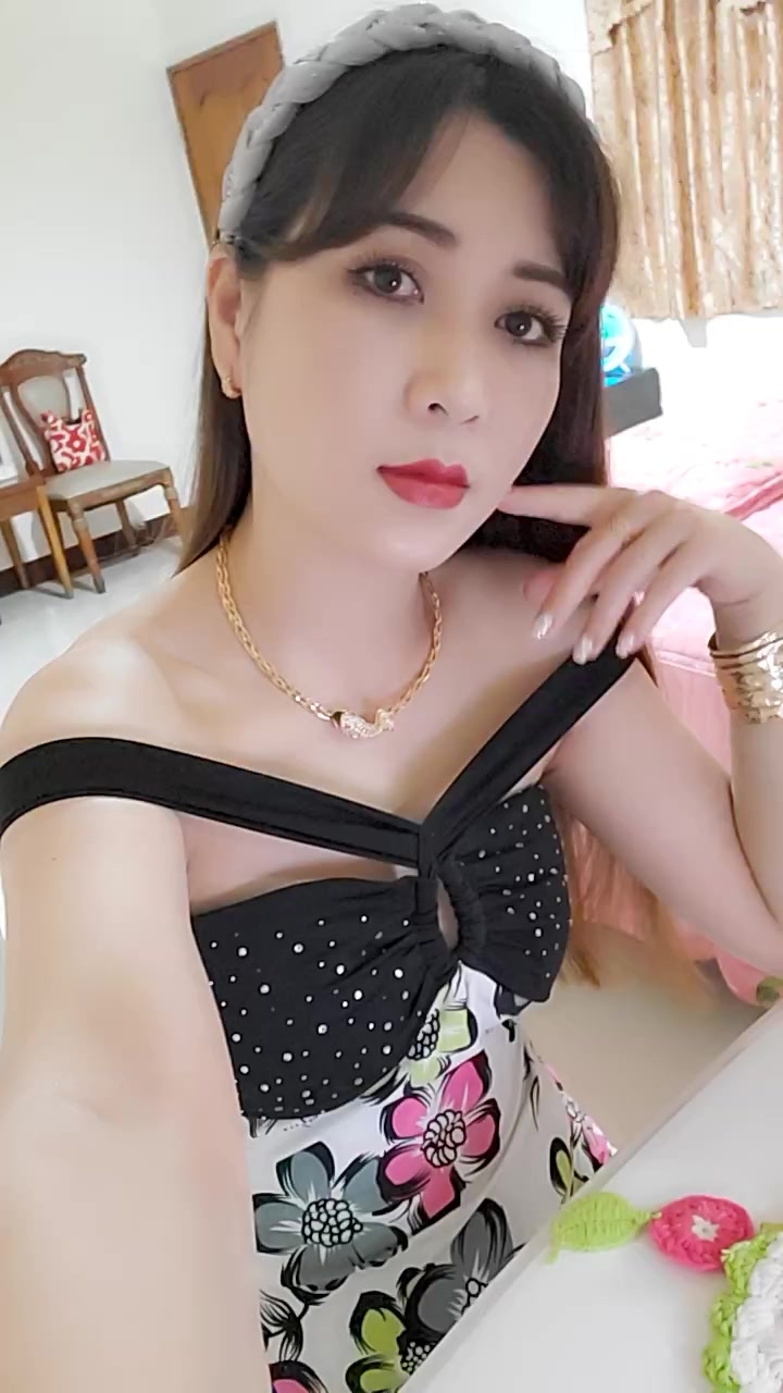 chat-with-girls-in-your-area