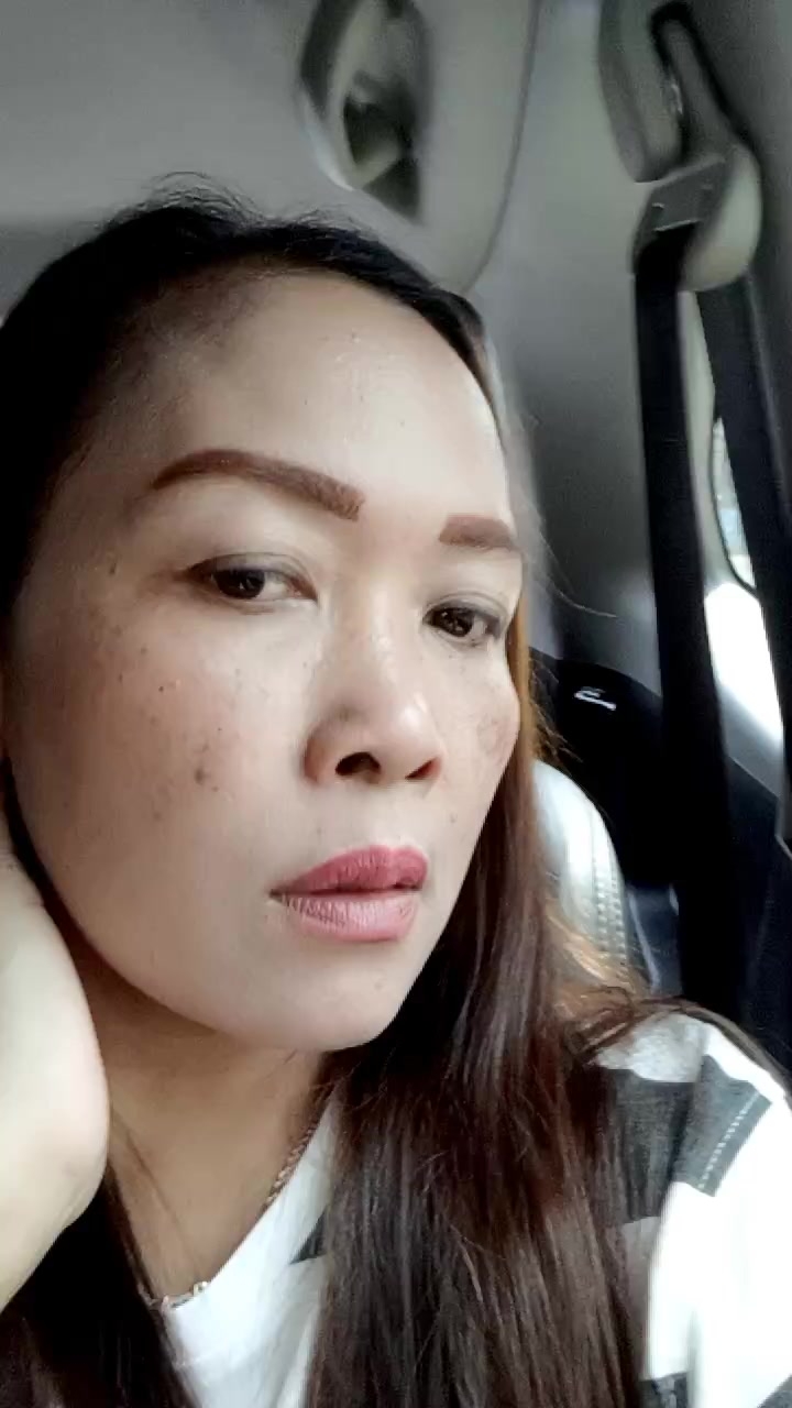 chat-with-girls-nearby