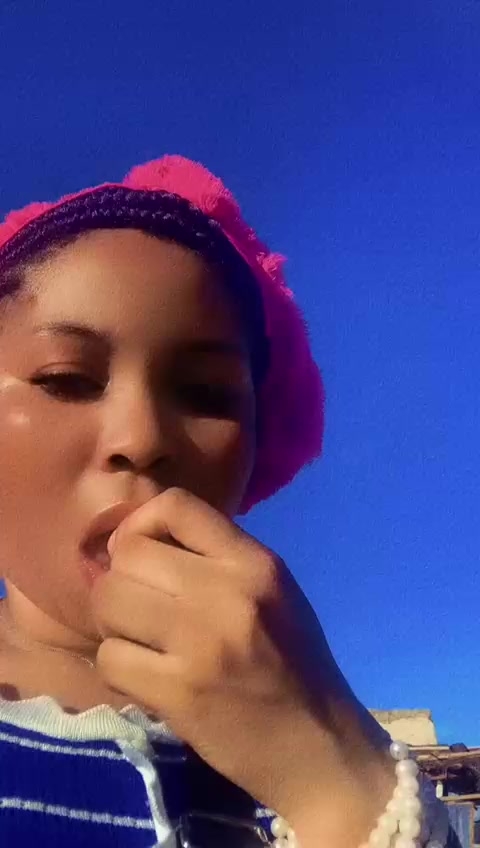 chat-with-single-girls