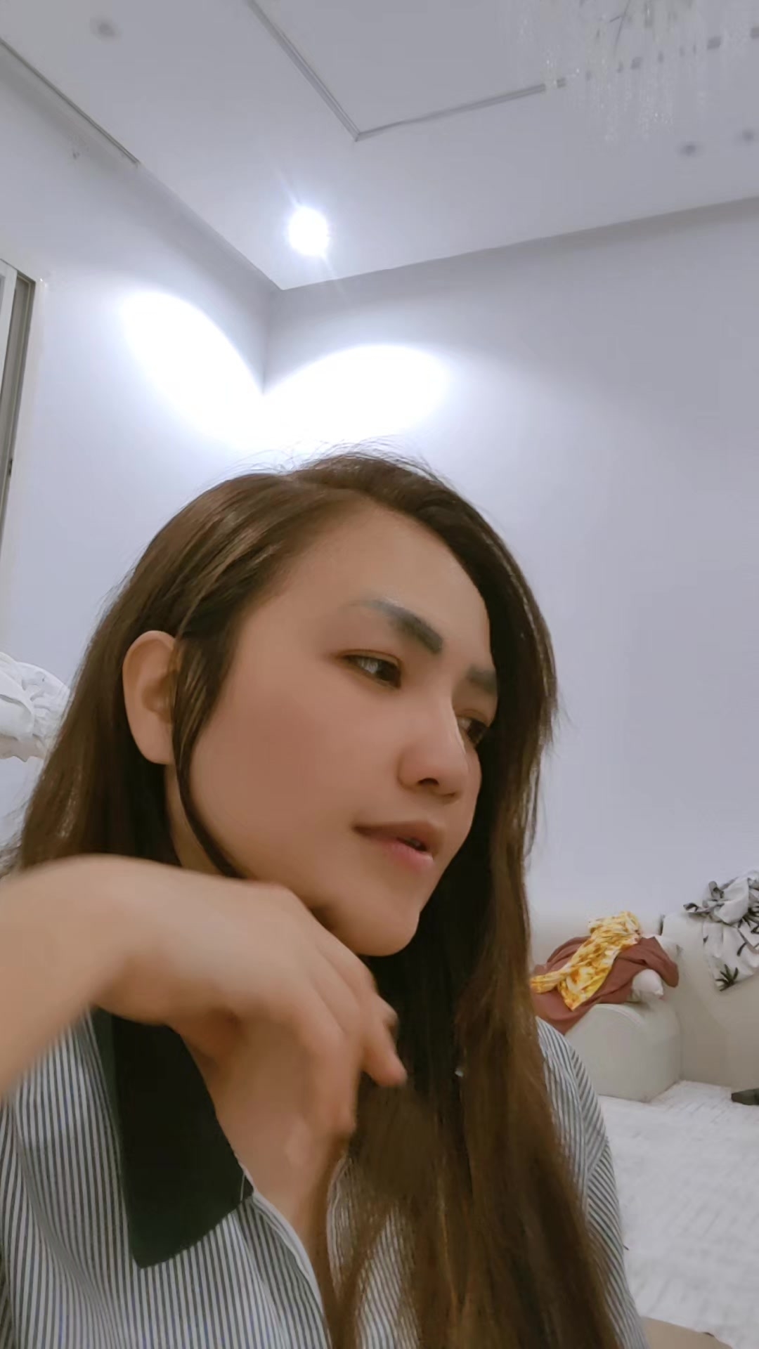 chat-with-girls-nearby