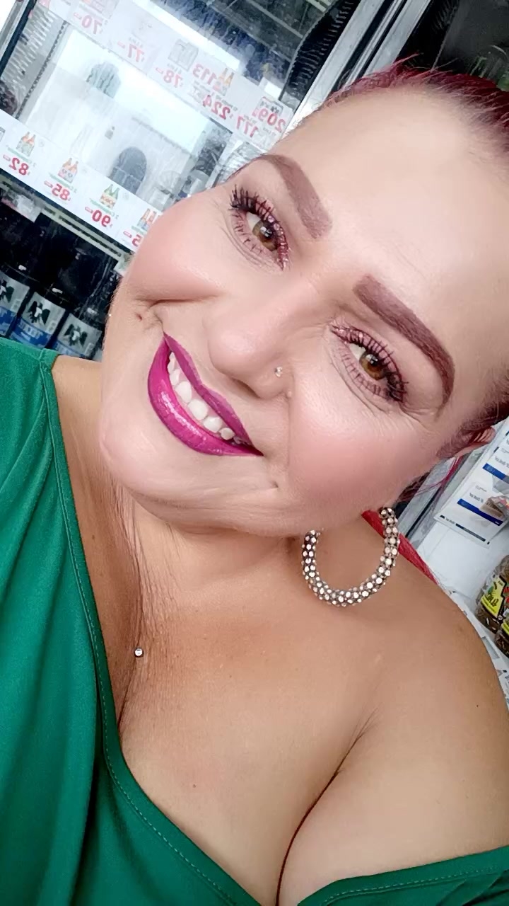 chat-with-girls-in-your-area