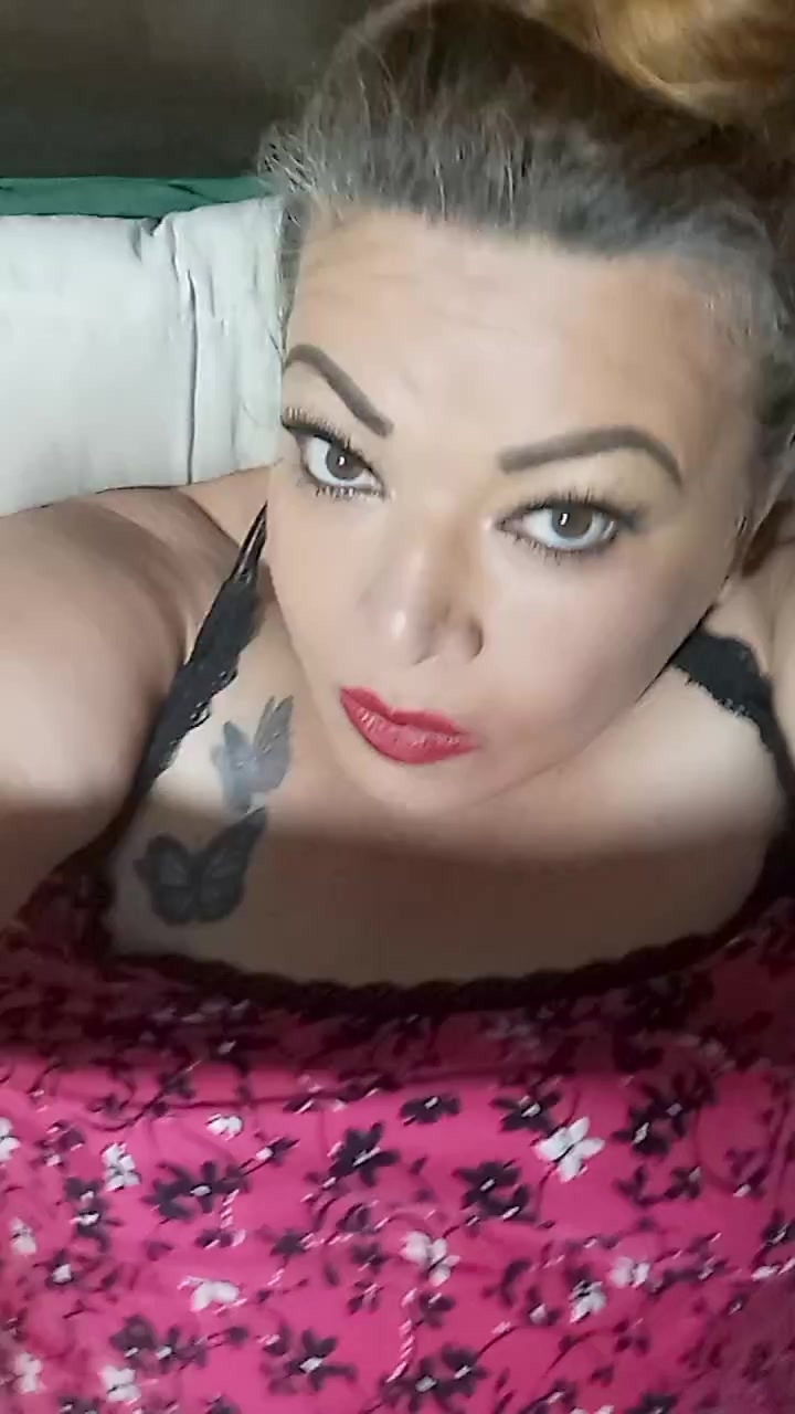 chat-with-single-girls