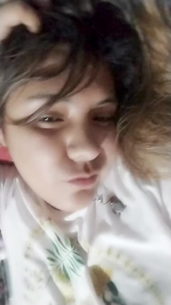 chat-with-girls-nearby