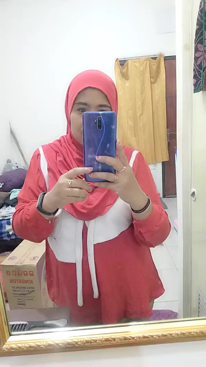 chat-with-girls-nearby