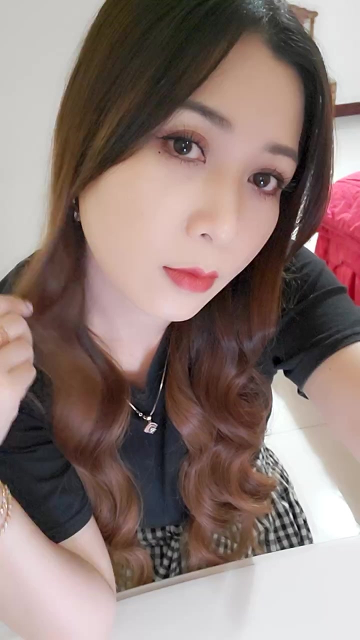 chat-with-single-girls