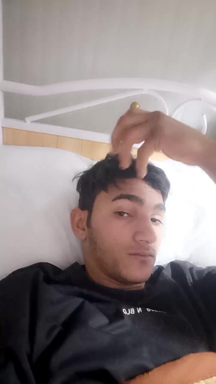 flirt-with-singles-for-free