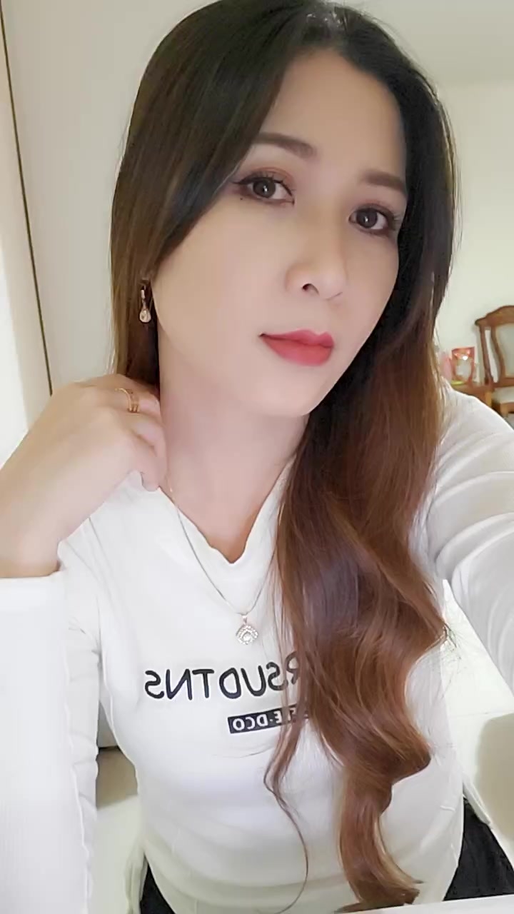 flirt-with-single-guys-online