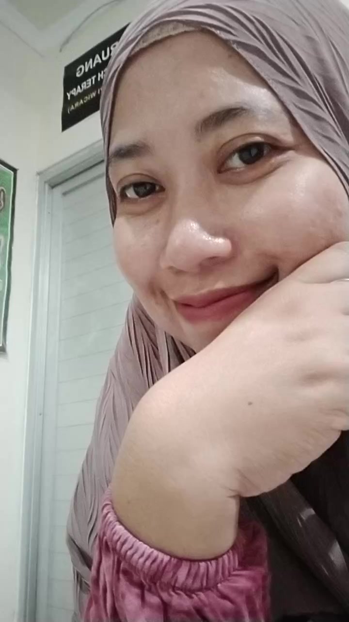 chat-with-girls-nearby