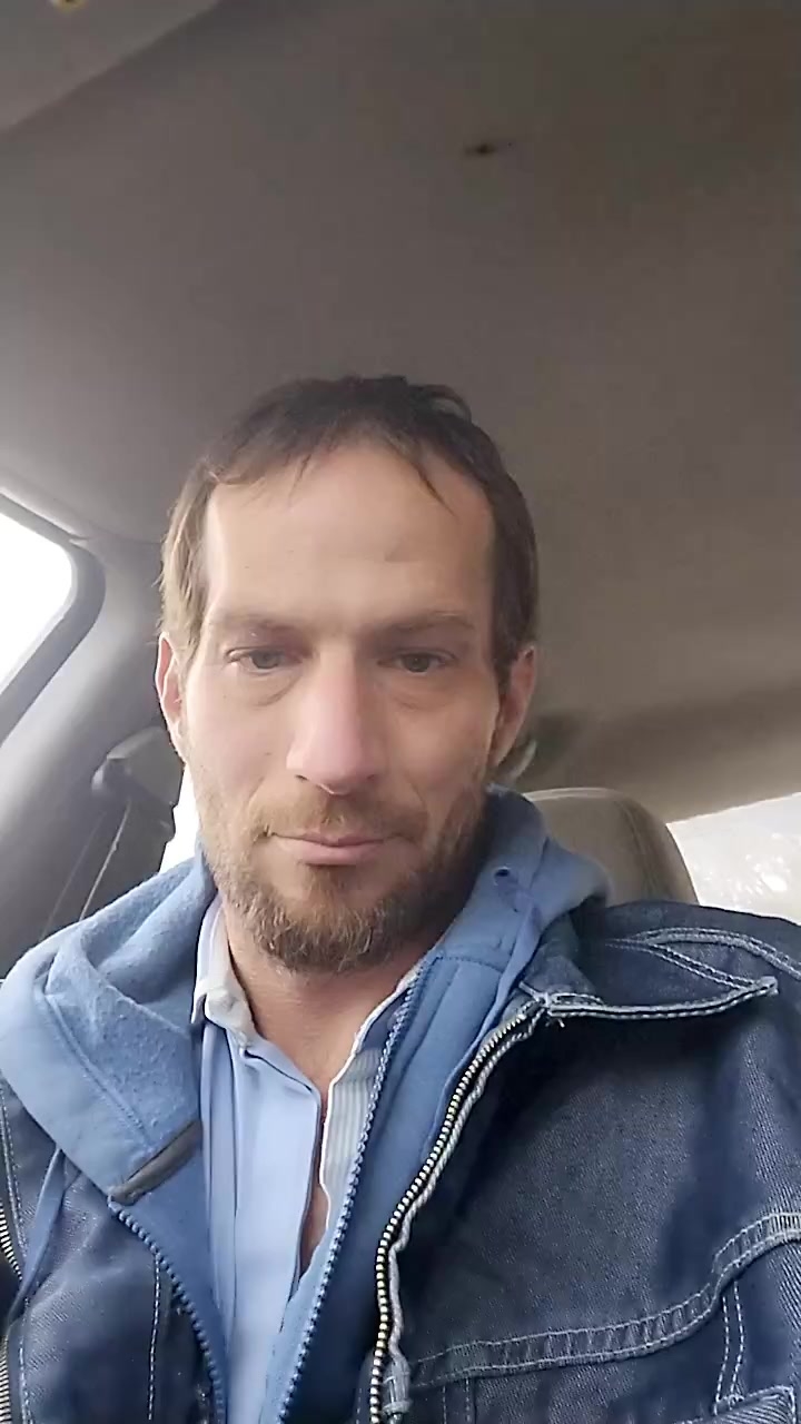 chat-with-guys-near-you